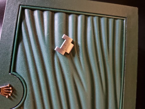 Genuine rolex submariner - genuine,