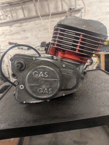 Gas 327 aire engine - gas,