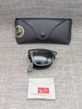 Ray-Ban Folding Wayfarer Sunglasses RB4105 50/22 Black / Green