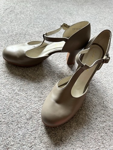 Capezio tan chorus heels size - chorus,