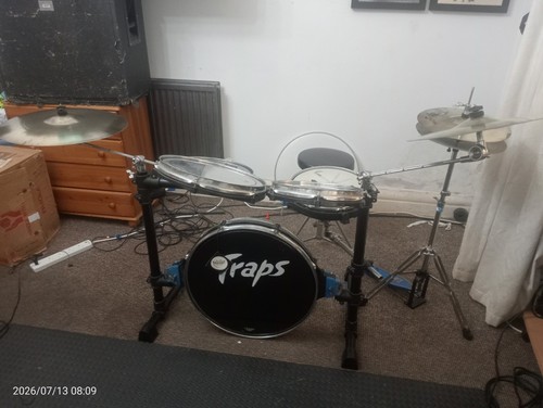Traps acoustic drum - acoustic,