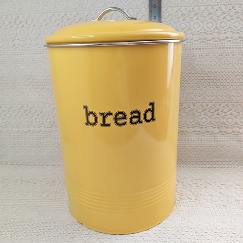 Yellow retro style - yellow, bread