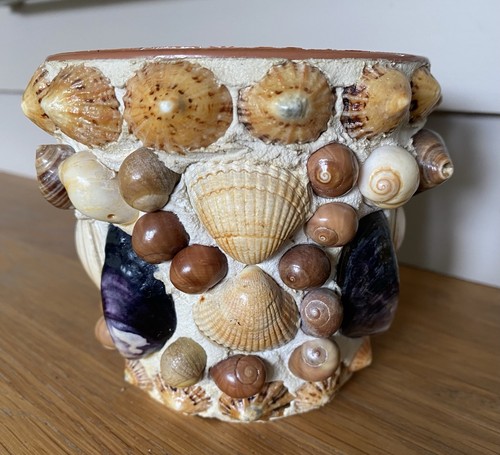 Vintage sea shell hand - vintage,