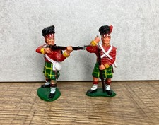 Timpo Waterloo Highlanders Factory Painted Vintage Plastic Toy Soldiers x2