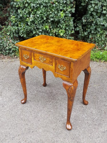 Antique style burr walnut - style,