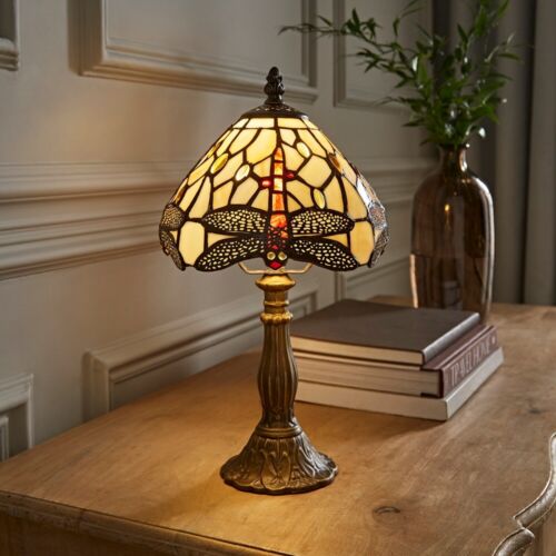 Tiffany style table lamp - table,