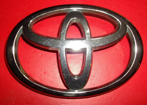 Toyota avensis 2003on front - avensis,