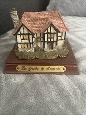 Vintage - The Gables" cottage figurine from The Leonardo Collection