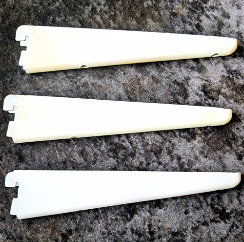 Lot genuine spur brand - of,
