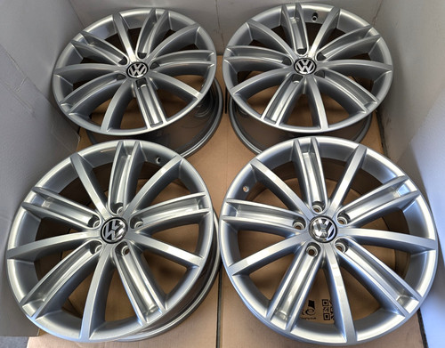 Genuine silver tiguan - 4x,