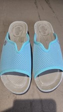 super comfy mint green mesh