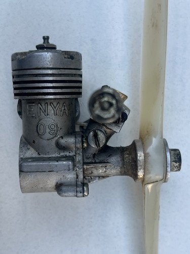 Enya engine vintage - –,