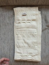 Ugg Knitted Scarf. Beige