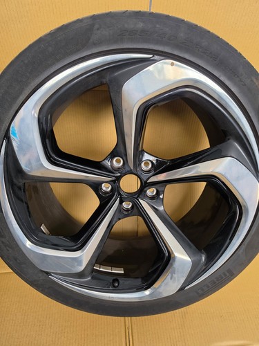Genuine bentley bentayga - genuine,