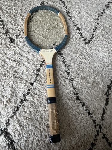 Vintage wooden tennis racket - wooden,