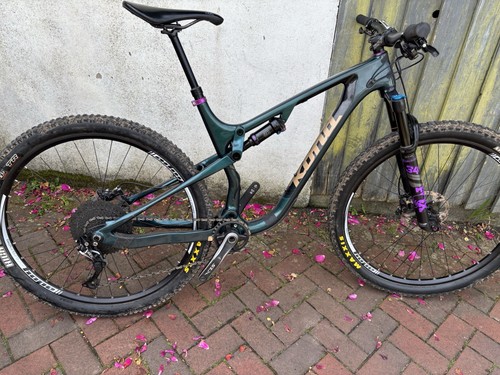 Kona hei - cr/dl, 2020.