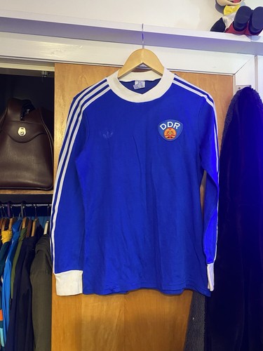 Adidas vintage ddr football - vintage,