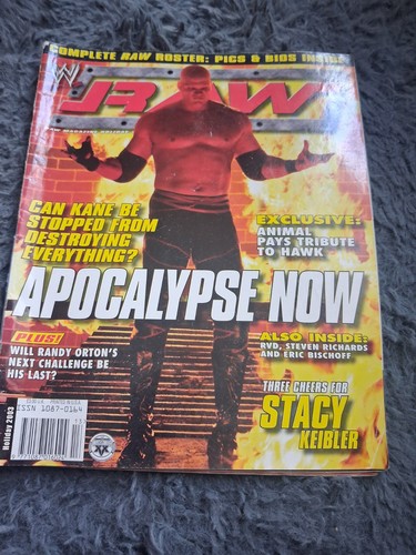 Wwf raw magazine - holiday, 2003