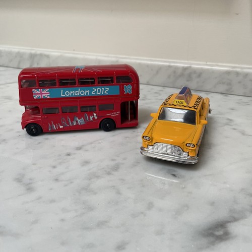 London bus and taxi - taxi,