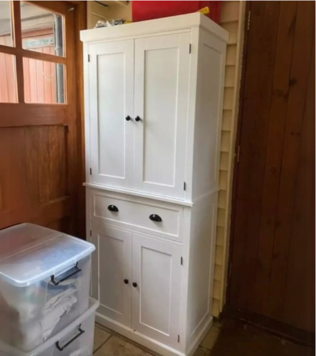 Large kitchen pantry - large,