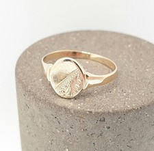 Vintage 9ct Gold Oval Signet