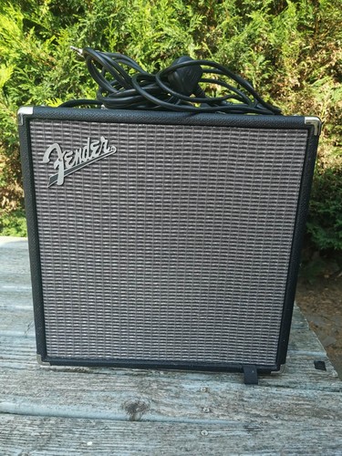 Fender rumble 1x10 bass - rumble,