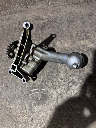 Mercedes r129 oil pump m103 - sl,