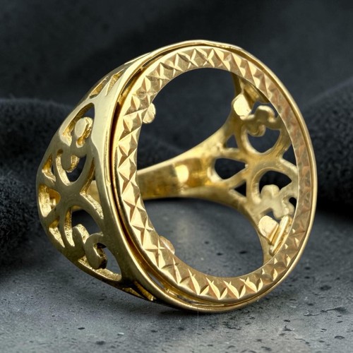 Vintage half sovereign ring - vintage,