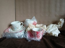 Royal Doulton Florinda Lambethware Tea Cup & Saucer 1977 New  #9