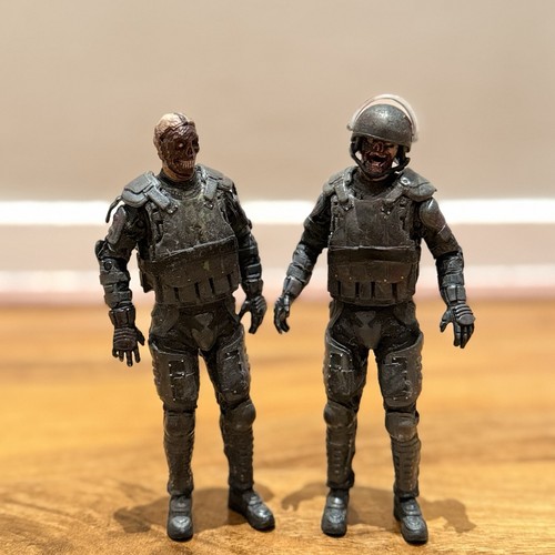 Mcfarlane the walking dead - –,