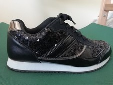 Women's black sequin walking