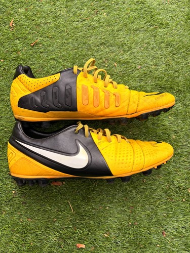 Nike ctr360 maestri - nike, iii