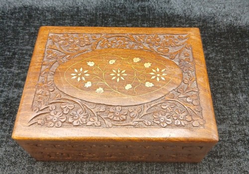 Vintage ornate floral - ornate,