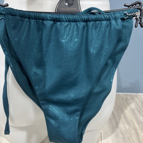 Beach bombshell ann summers - ann,