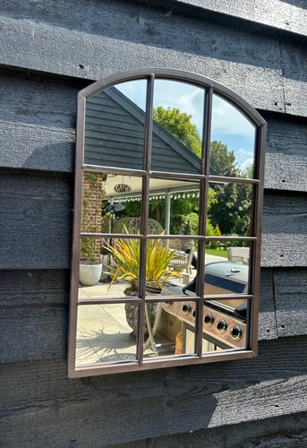 Arched region garden wall - arched,