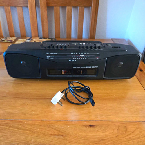 Sony black portable radio - portable, &