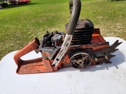 Vintage husqvarna chainsaw - 61,