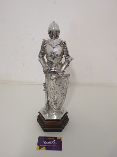Vintage medieval knight - knight, statue