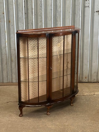 1930 walnut display - a,