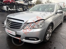 MERCEDES E220 AVANTGARDE MK4