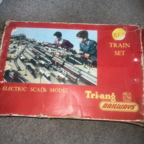 Vintage boxed tri ang - vintage,