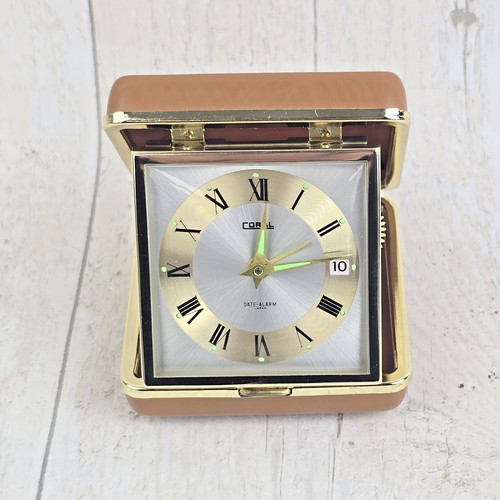 Coral vintage travel - vintage, alarm
