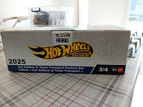 Hot wheels car - wheels, team