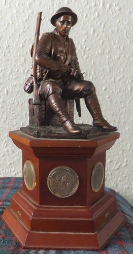 Danbury mint tommy - a,