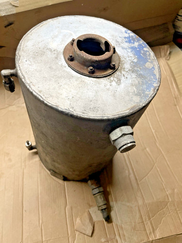 Fuel petrol tank - trike, car