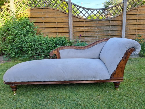 Champagne velvet chaise longue - champagne,