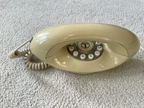 Rare vintage telephone - rare@!*,