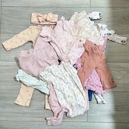 Baby girl clothes bundle - 6-9m,