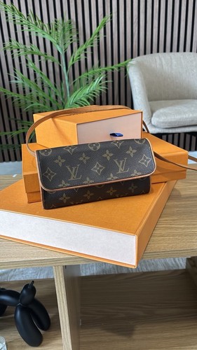 Louis vuitton pochette twin - louis,