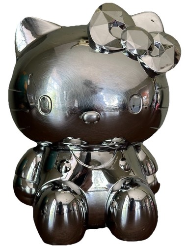 Hello kitty sephora figure - x,